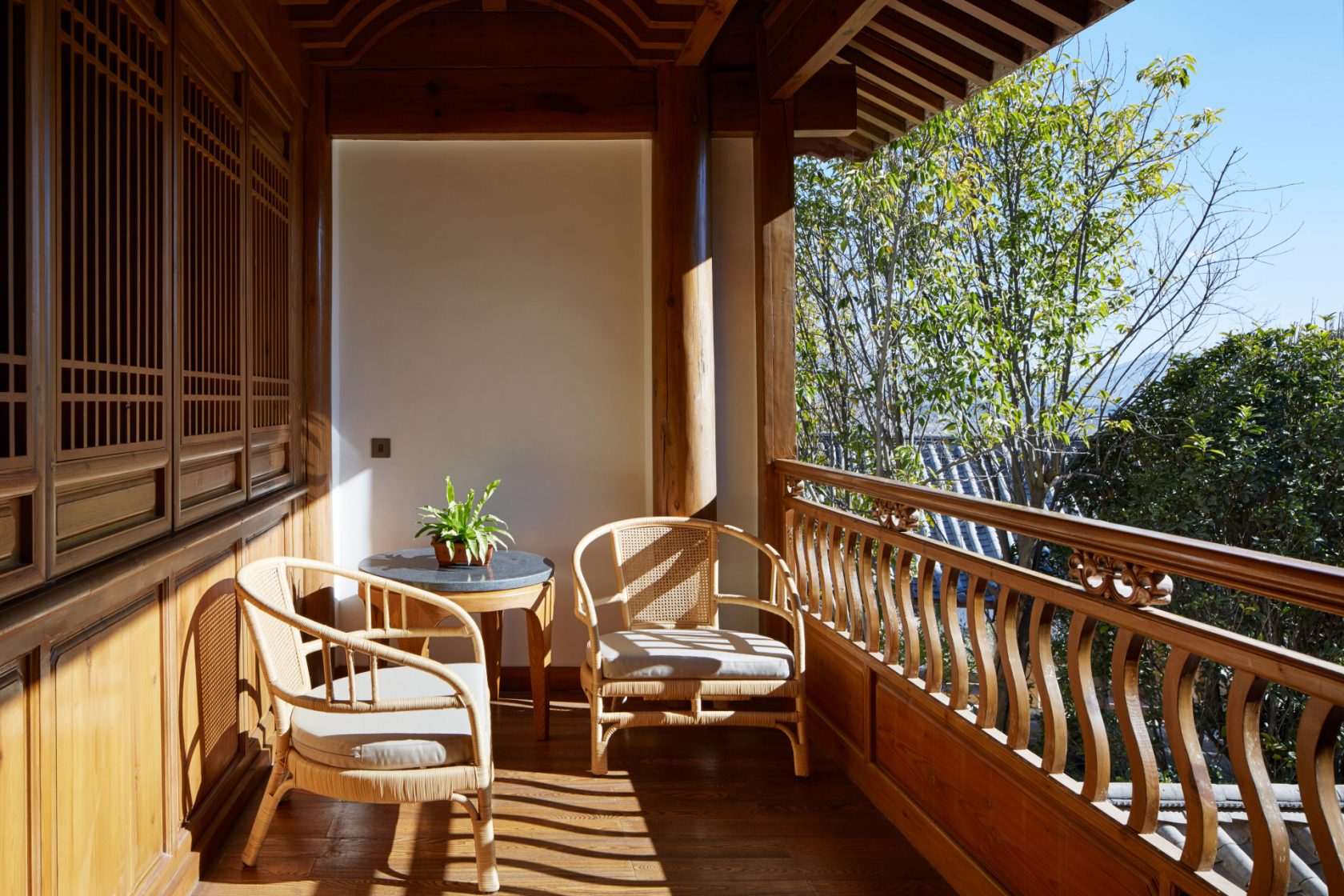 Amandayan China Deluxe Suite Balcony