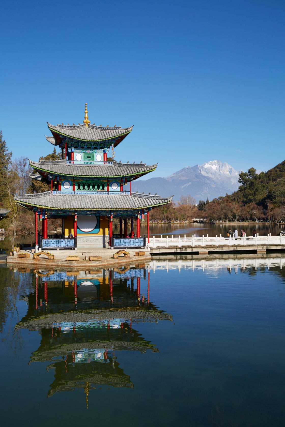 Amandayan China Lijang Black Dragon Lake