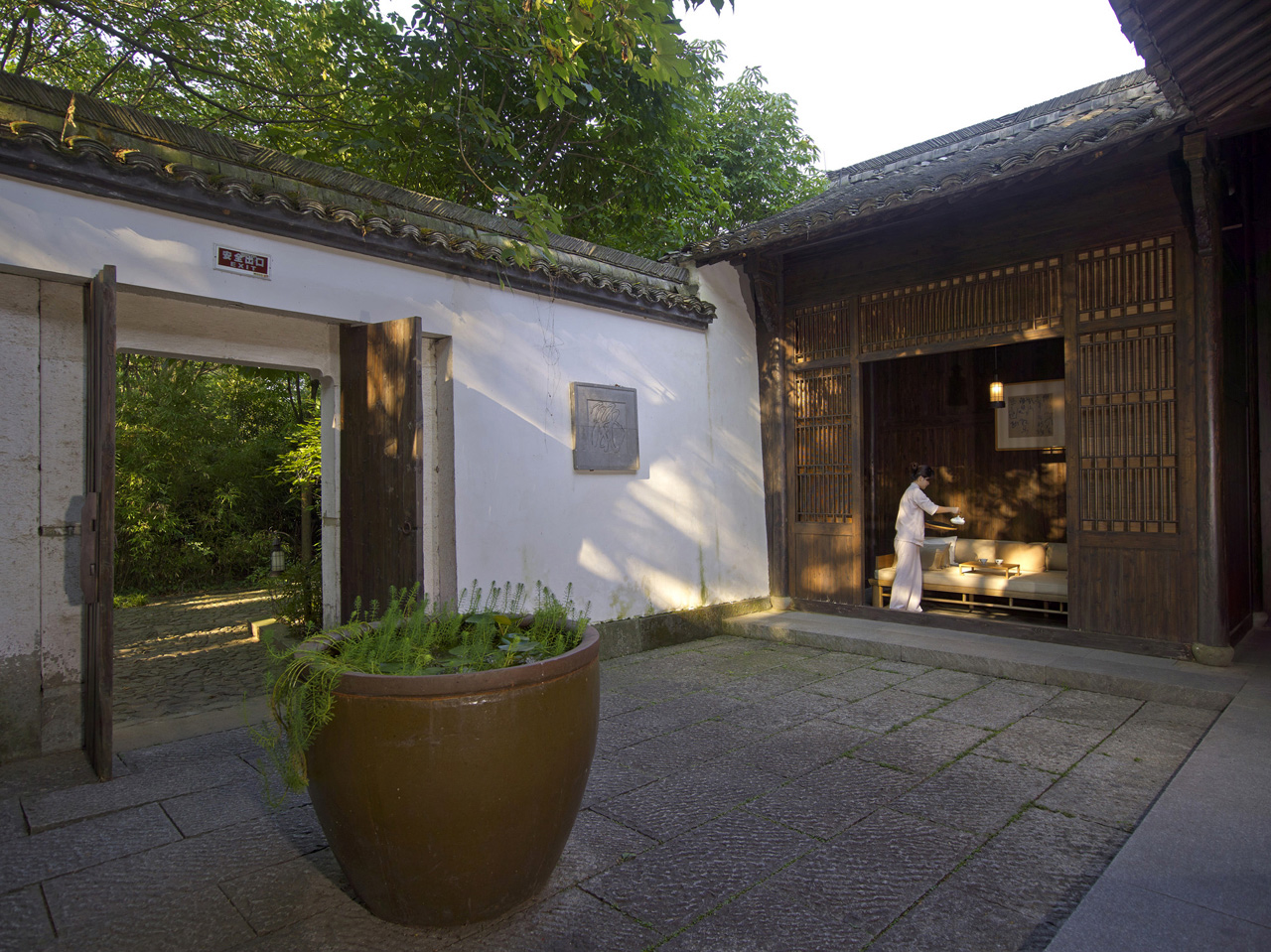 Amanfayun, China – Daybed