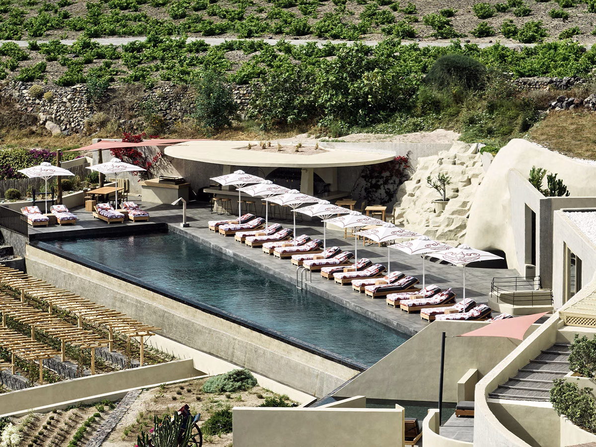Der längste Pool der Insel von oben