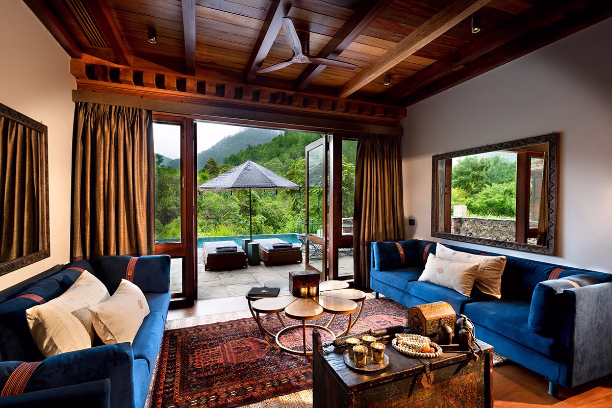Lounge der Family Suite der andBeyond Punakha River Lodge