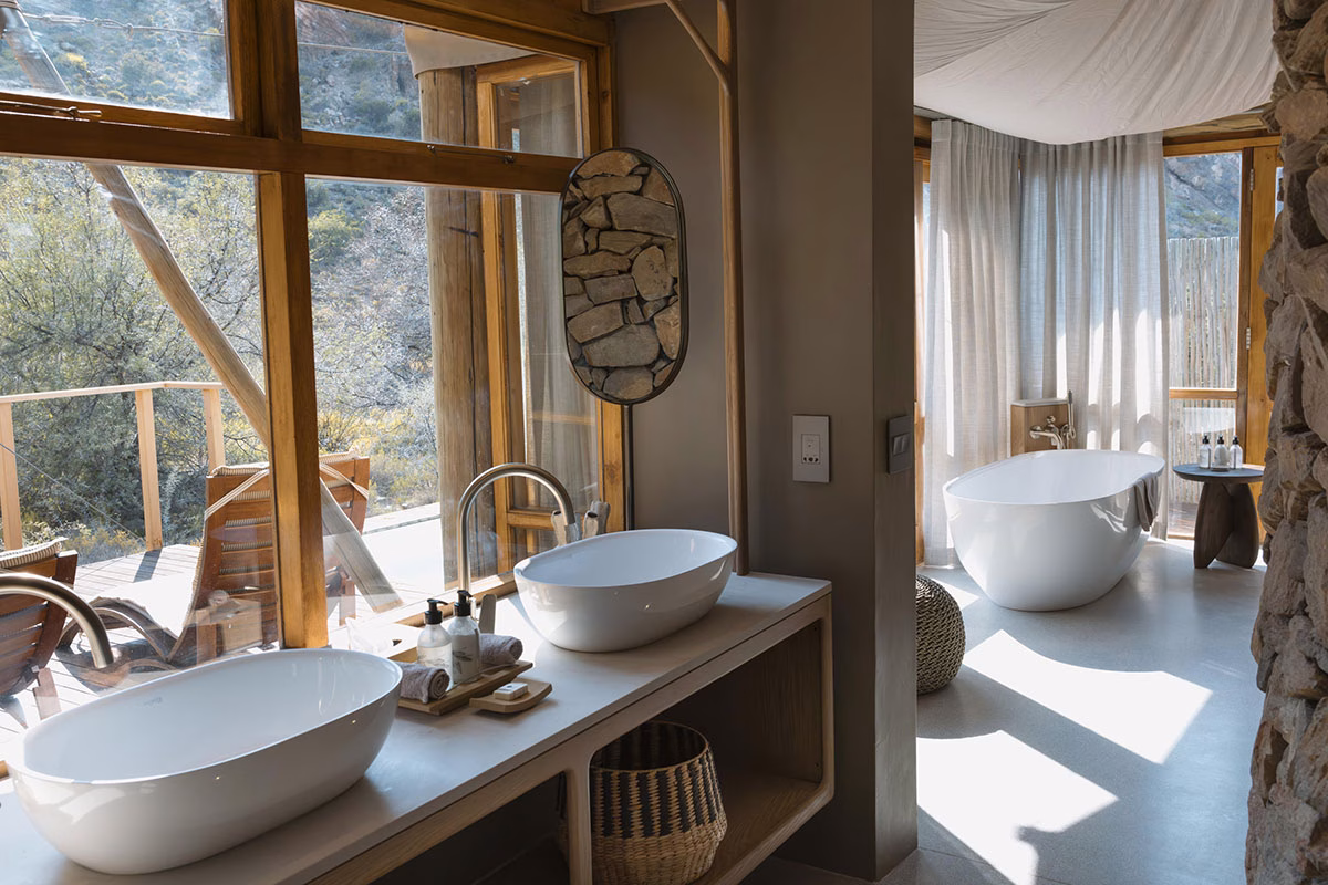 Badezimmer der Dwyka Tented Lodge