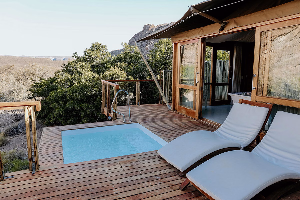 Plunge Pool der Dwyka Tented Lodge