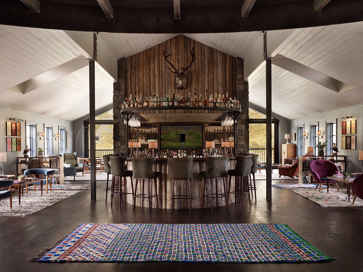 Bar der Eleven Deplar Farm