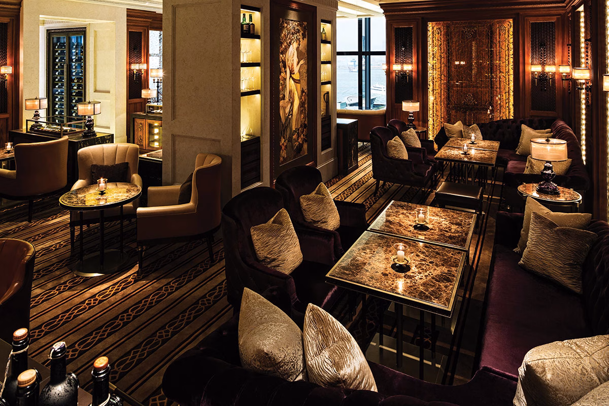 Lobby des Four Seasons Hong Kong