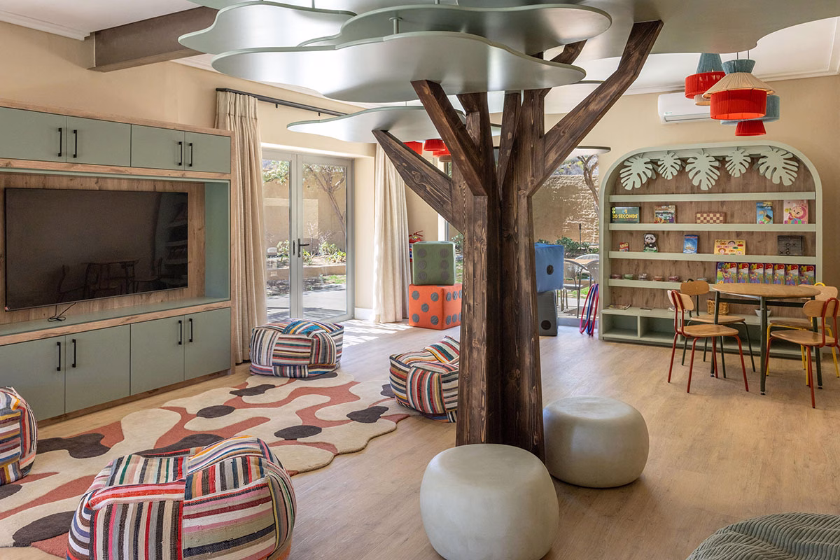 Innenraum des Eco Explorers Programm der Gondwana Family Lodge