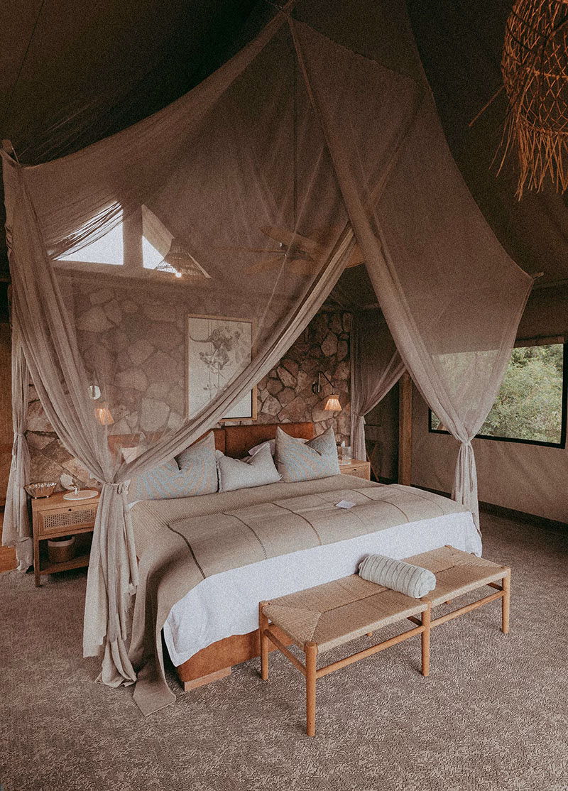 Bett im Schalfzimmer Mpala Jena