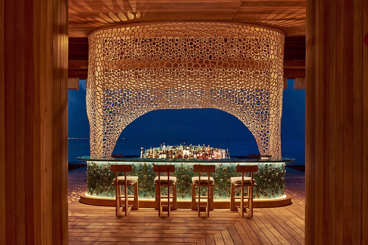 SAFAR Bar des .HERE