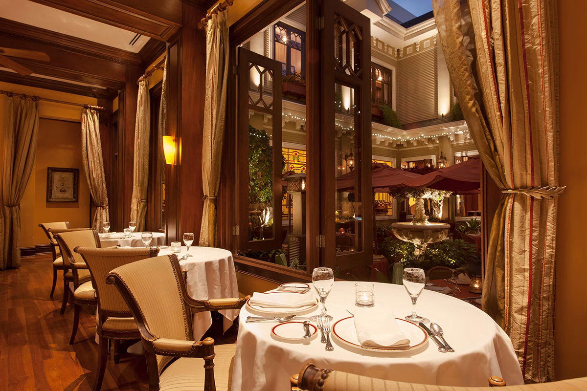 Tisch im Restaurant des Hotel Grano De Oro