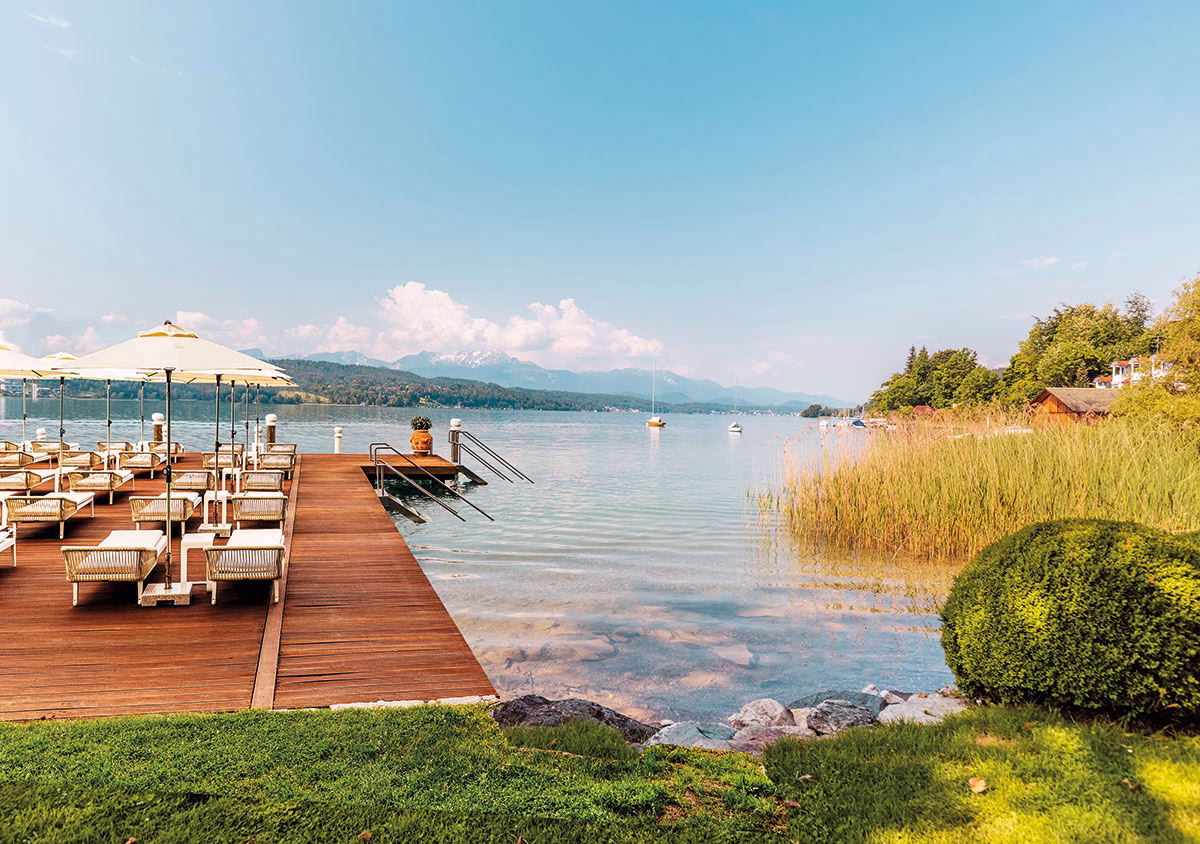 Terrasse am See des Hotel Schloss Seefels