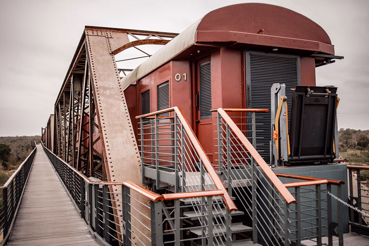 Kruger Shalati - The Train on the Bridge