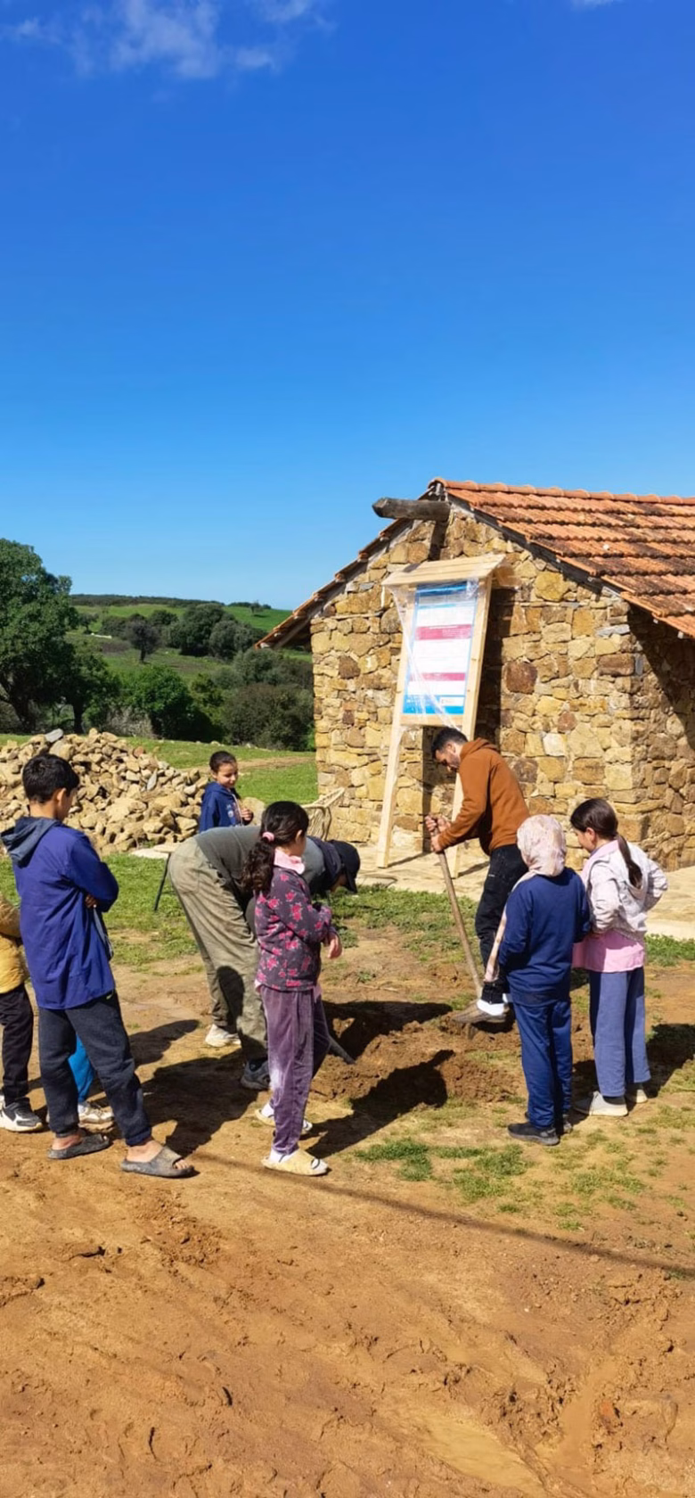 Community Project with Fondation Orient Occident des La Fiermontina Ocean