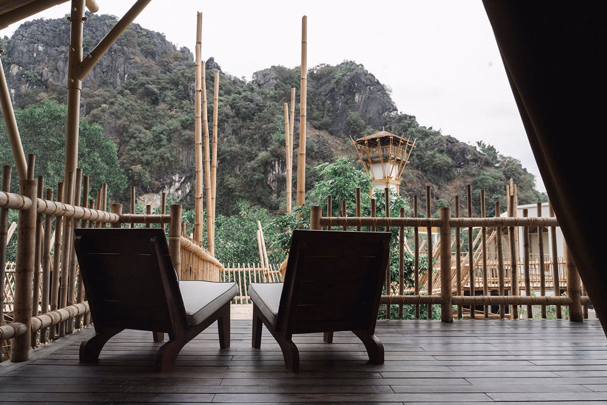 Aussicht von der Terrasse in den Auko Eco-Wellness Lodges Phong Nha