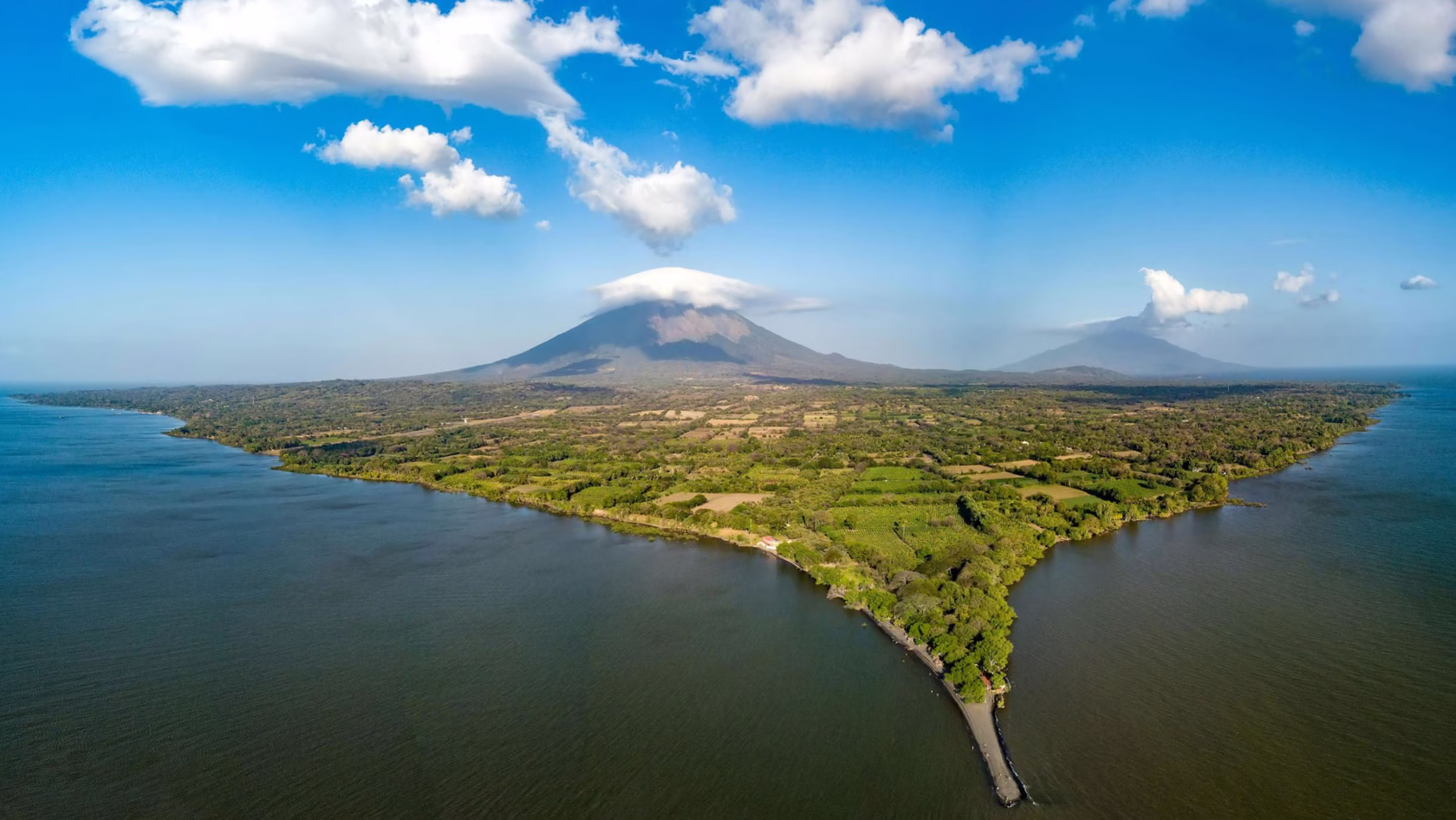 Ometepe-Insel in Nicaragua mit zwei Vulkanen