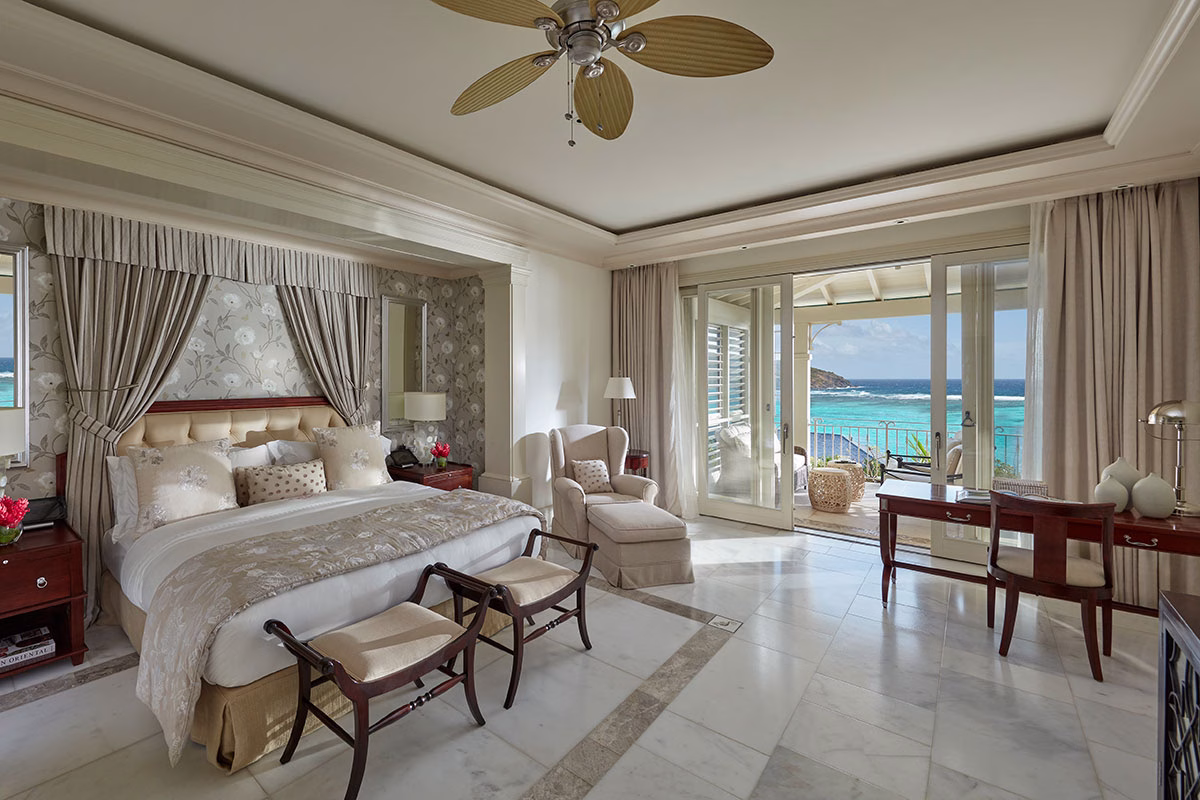 Lagoon Villa Schlafzimmer im Mandarin Oriental Canouan