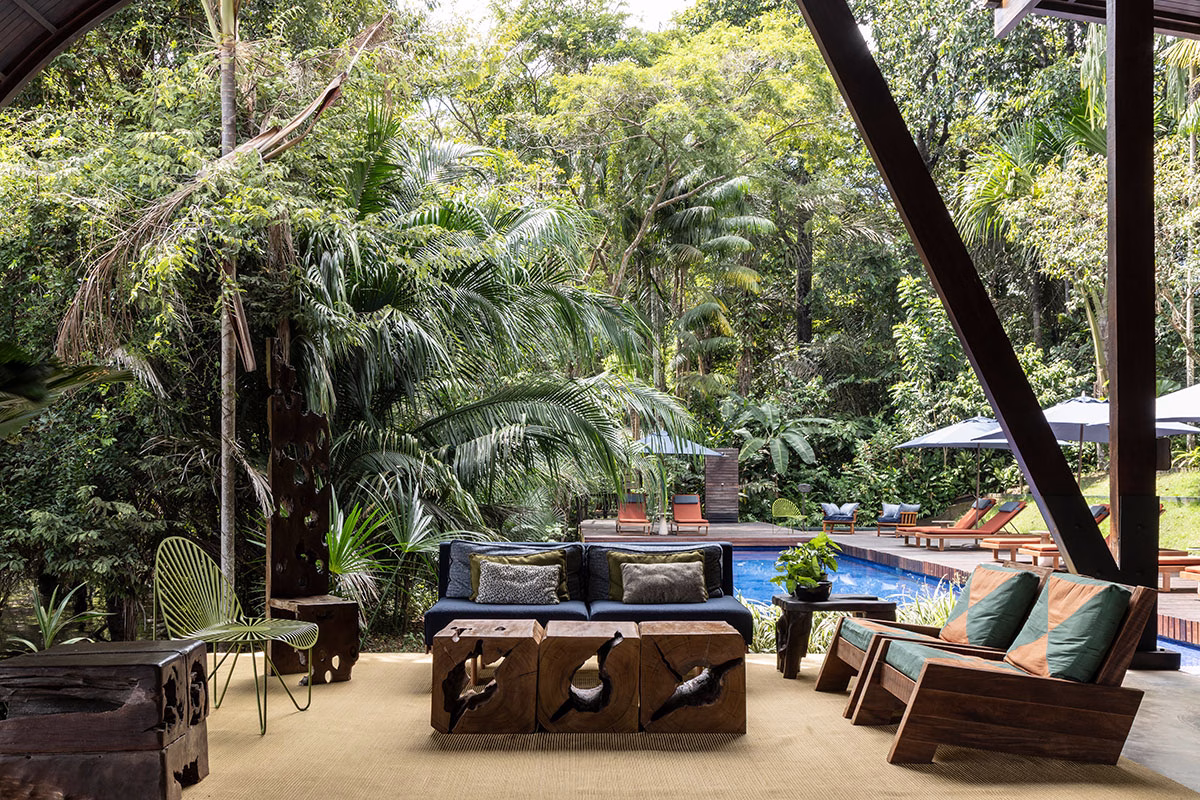 Terrasse mit Pool in der Mirante do Gaviao Lodge