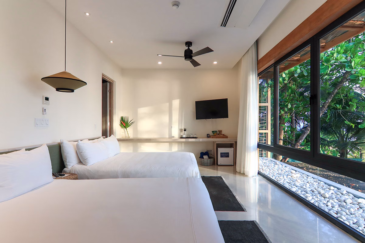 Zimmer der Strandvilla im Nantipa Hotel