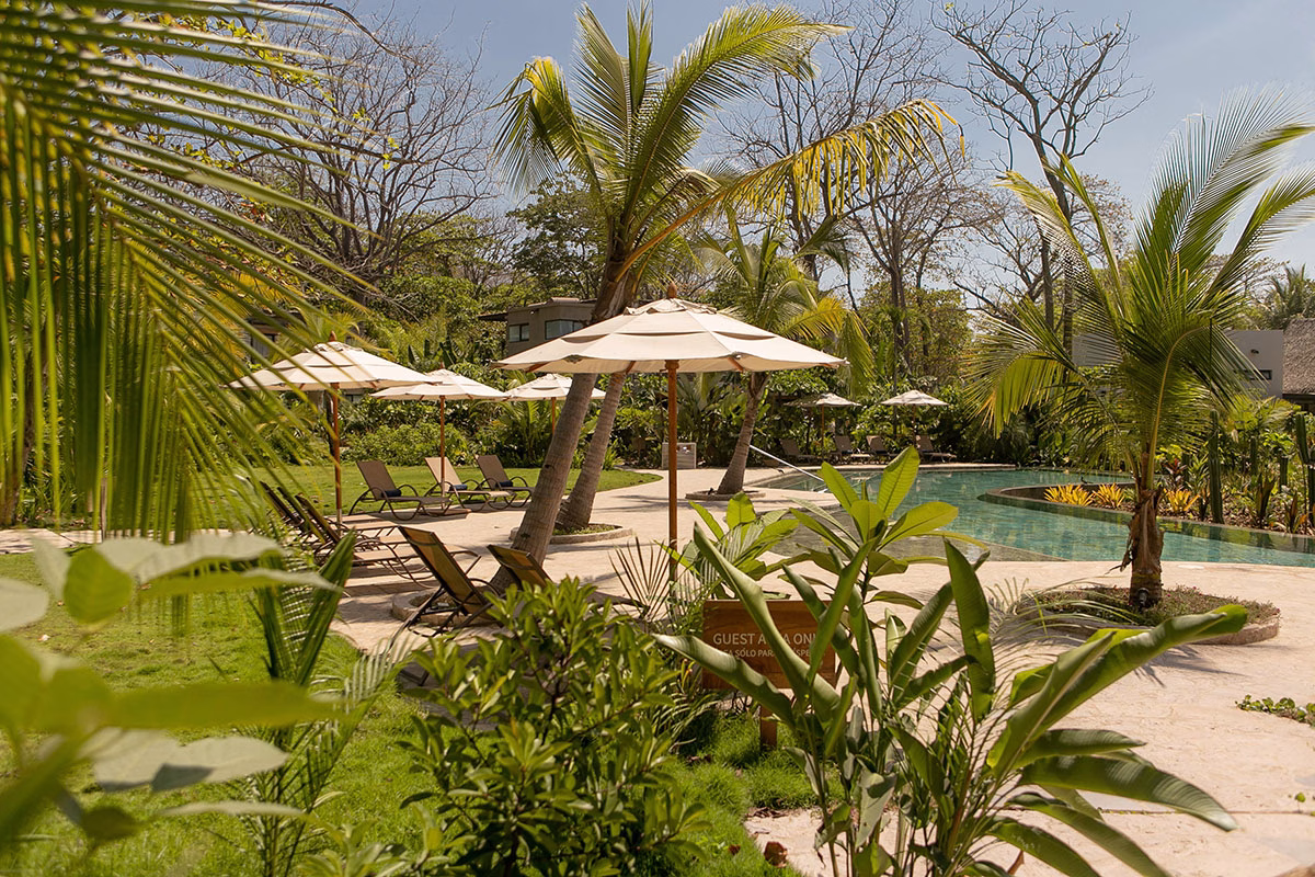 Pool im Nantipa Hotel