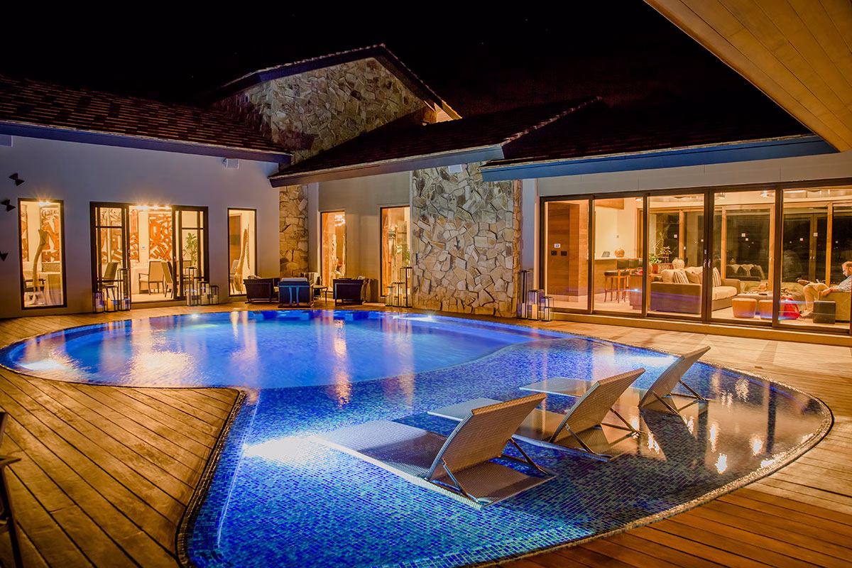 Pool des Casa Club des Nekupe