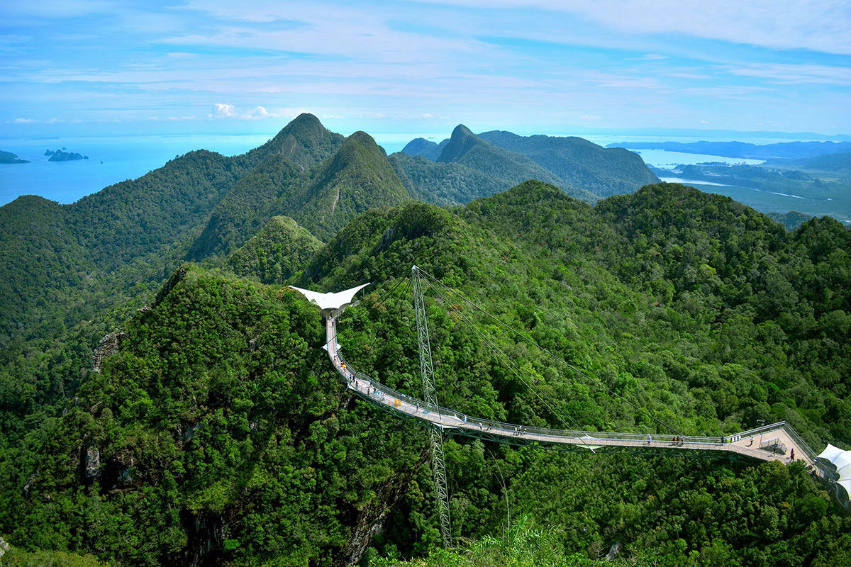 Regenwald im UNESCO-Nationalpark in Malaysia
