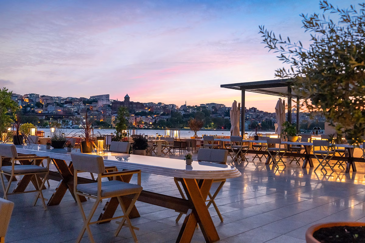 Velena Terrasse des Rixos Tersane Istanbul