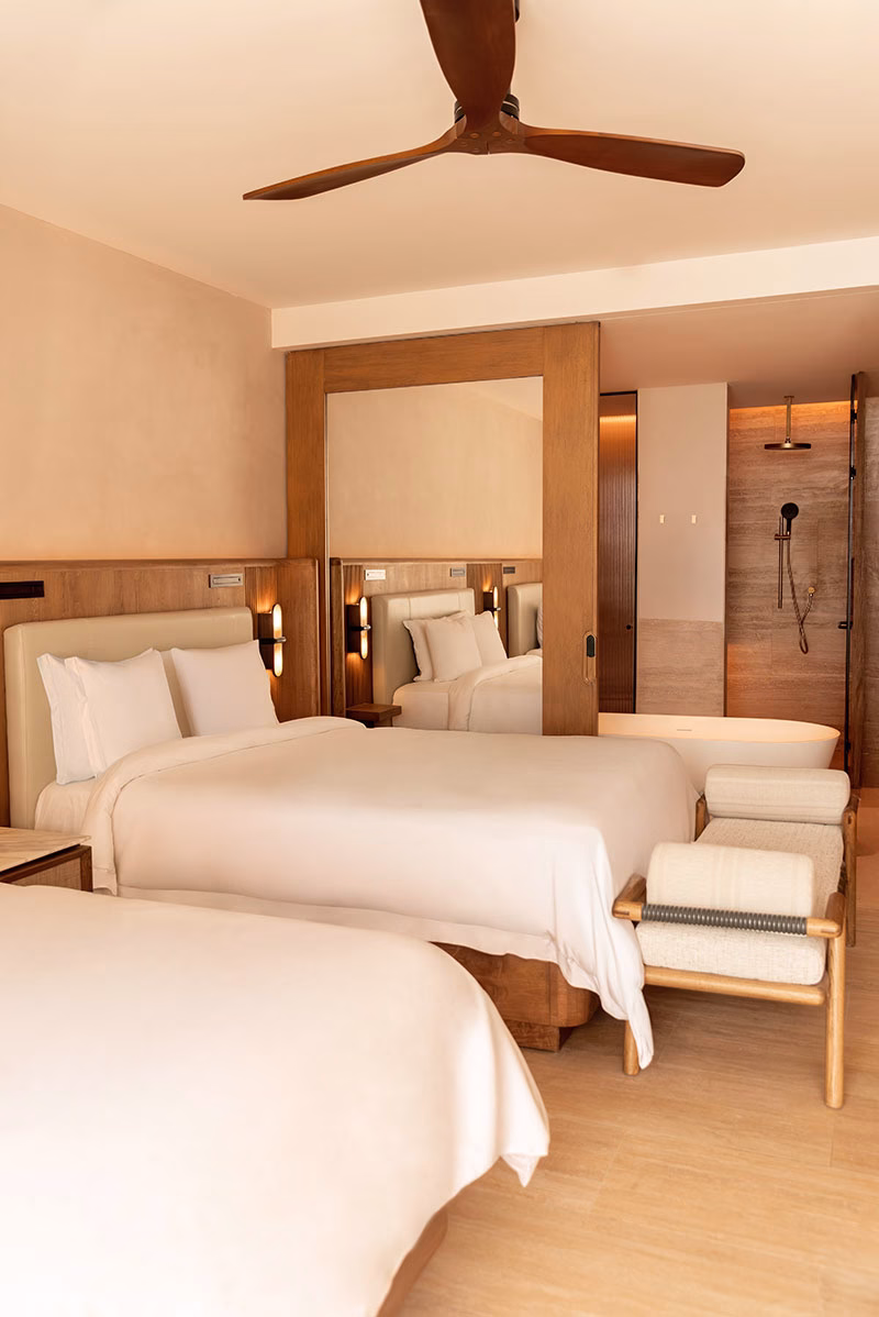 Double Queen Room des The St. Regis Costa Mujeres Resort