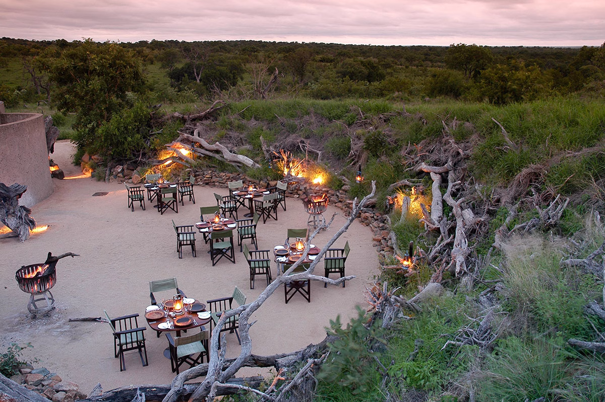 Boma Dinner der Sabi Sabi Earth Lodge