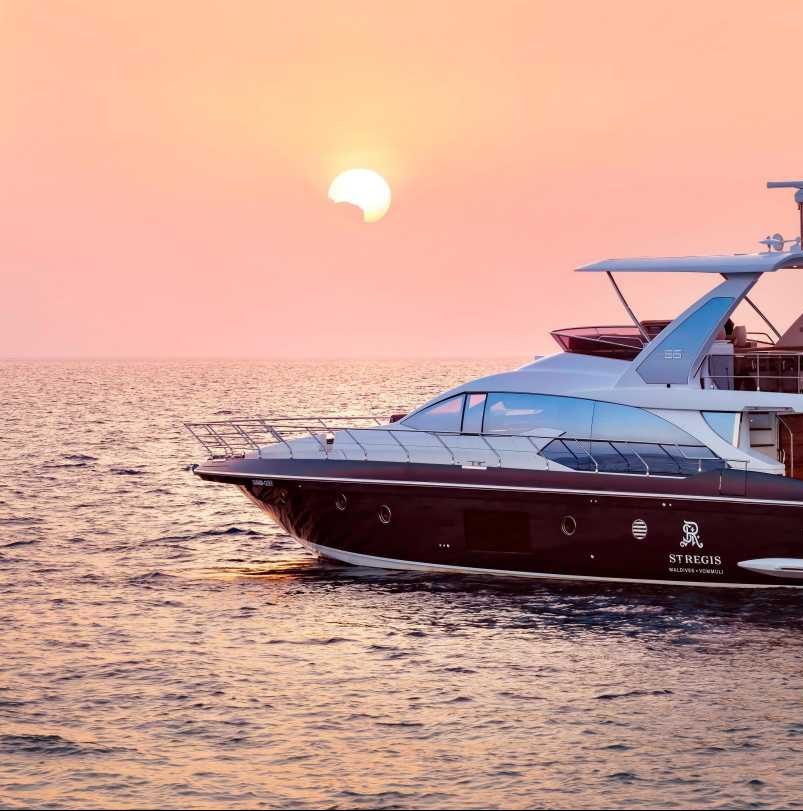 St. Regis Maldives Vommuli Resort - Luxus Yacht