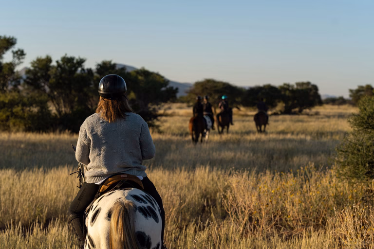 Reitsafari durch die Kalahari