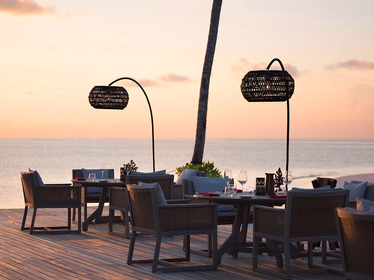 Beachfront Dining des Vakkaru Maldives