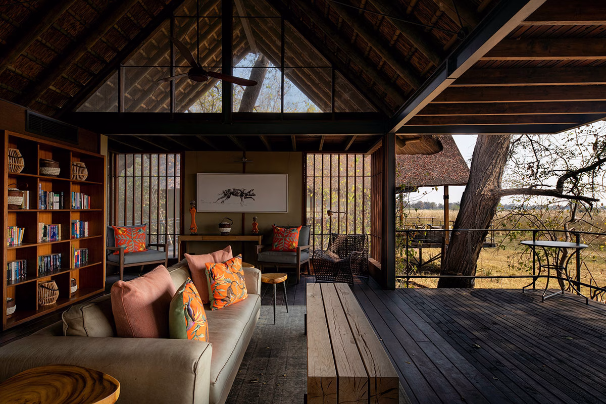 Wohnzimmer mit Terrasse des Wilderness Chitabe