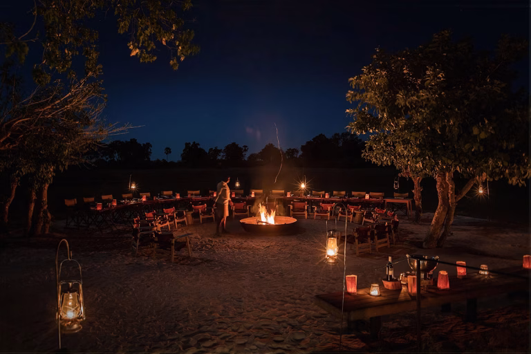 Abend am großen Feuerplatz
