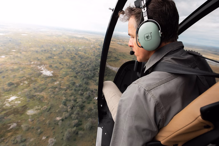 Helikopterflug über das Okavango Delta
