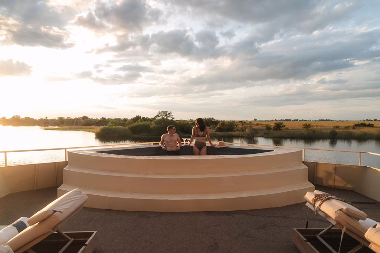 Plunge Pool Sundowner