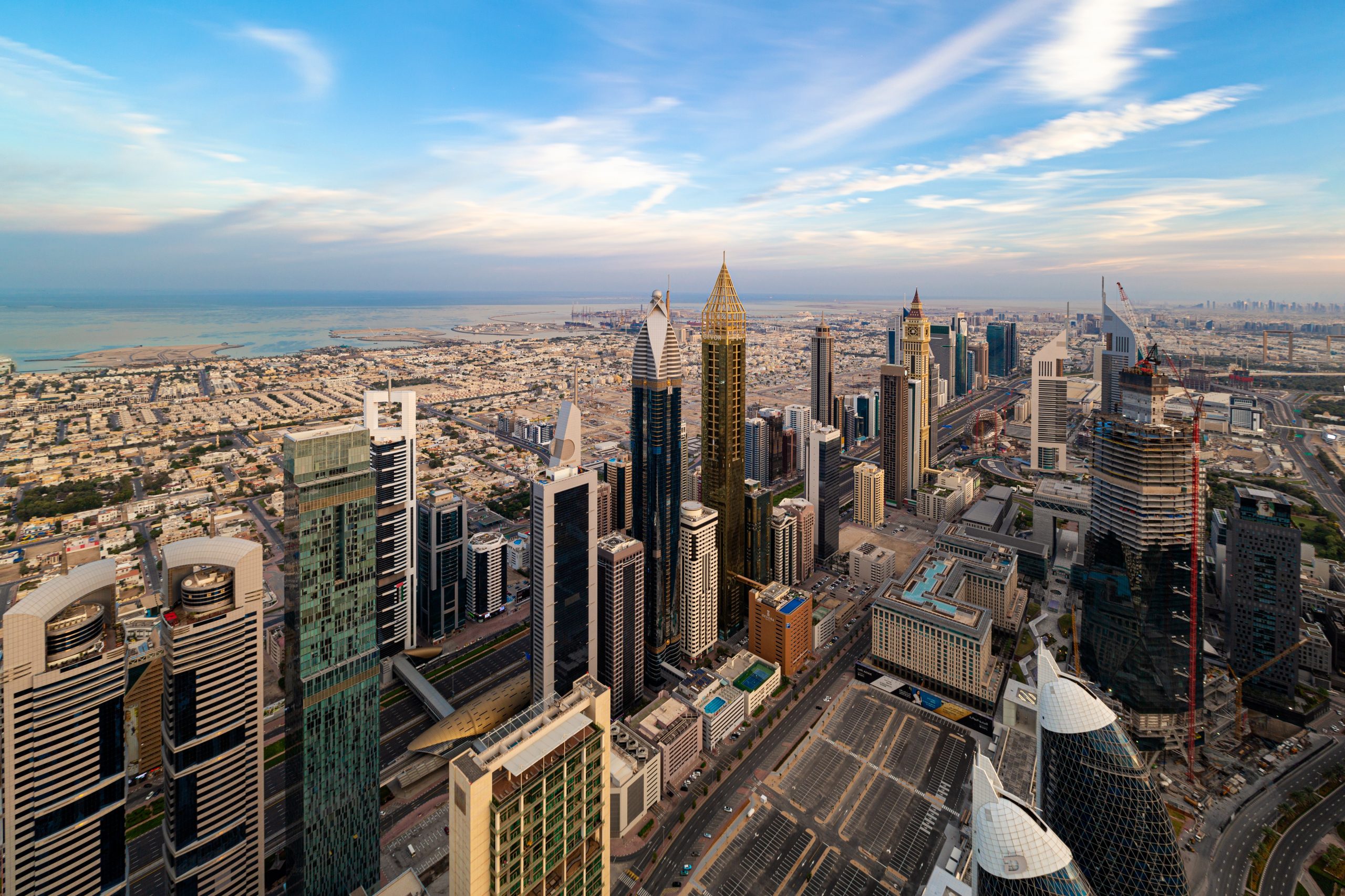 Beste Reisezeit Abu Dhabi – skyline