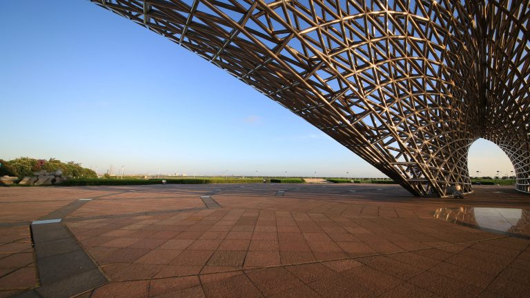 Bucketlist Reisen: Fahrradtour auf dem ehemaligen Expo-Gelände Shanghai, China
