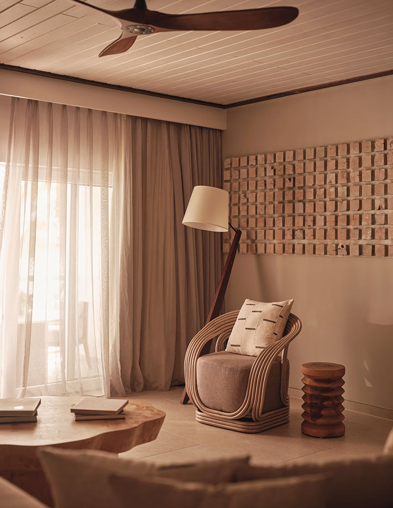 Wohnbereich in der Bay Suite des Carlisle Bay