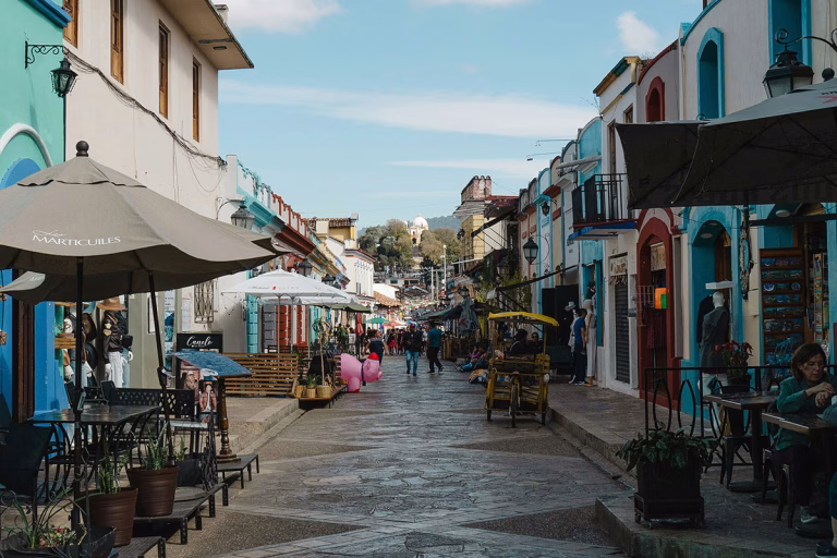 Privatrundreise durch Mexiko - Gasse in San Cristobal