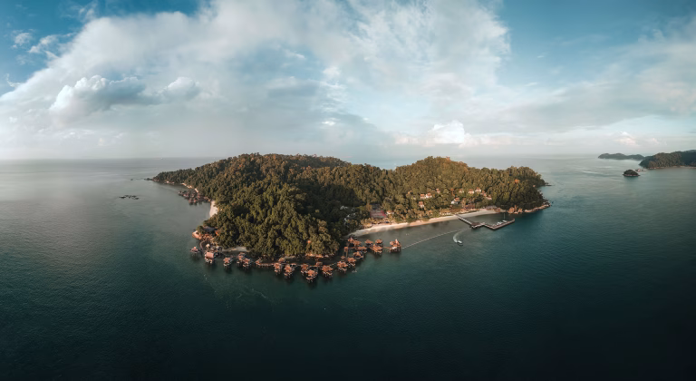 Overview der Insel vom Pangkor Laut Resort