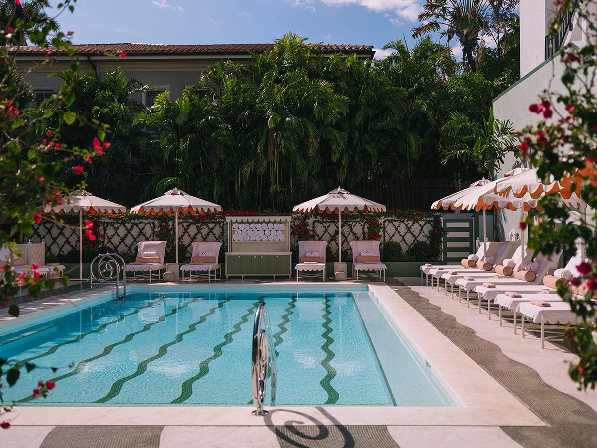 Pool im The Vineta Hotel Palm Beach